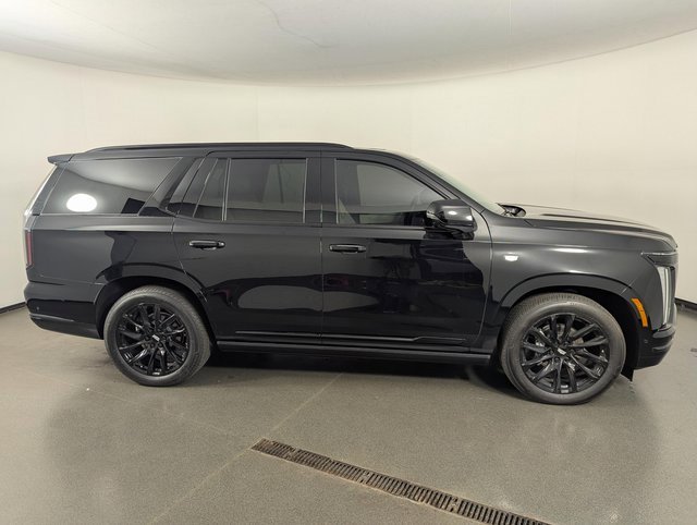Used 2025 Cadillac Escalade Sport image 8