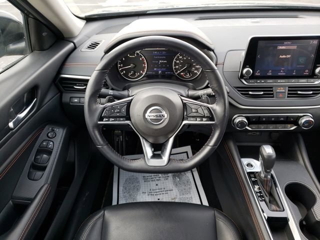 Used 2020 Nissan Altima 2.0 SR image 11