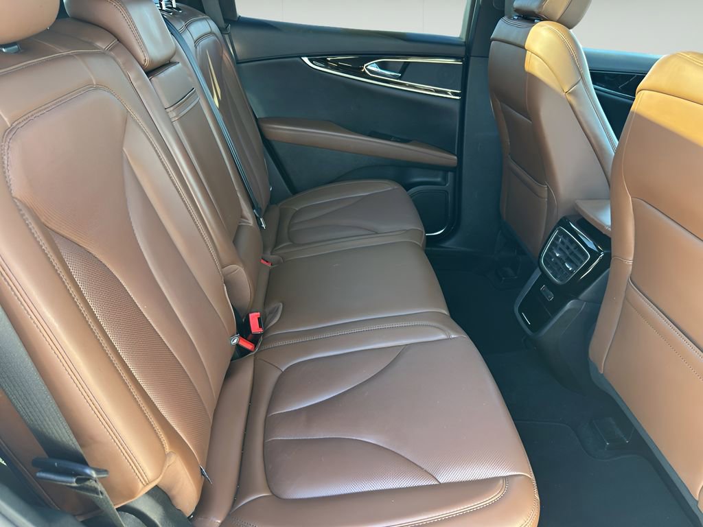 Used 2022 Lincoln Nautilus Reserve image 35