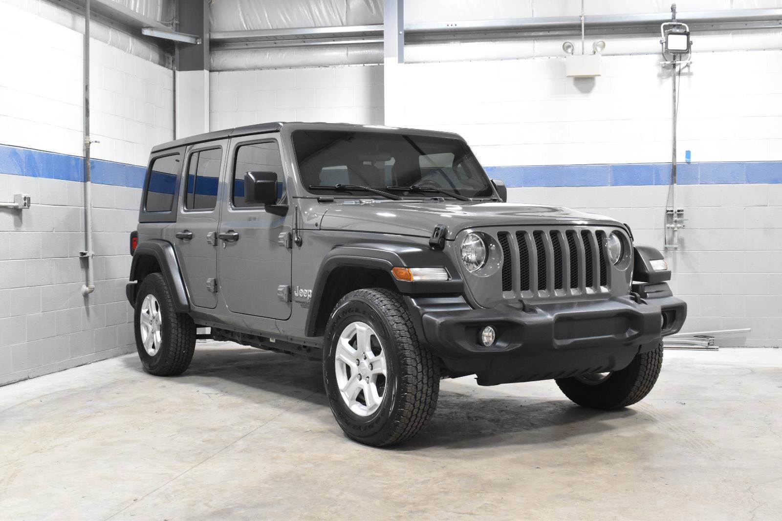 Used 2021 Jeep Wrangler Unlimited Sport image 27