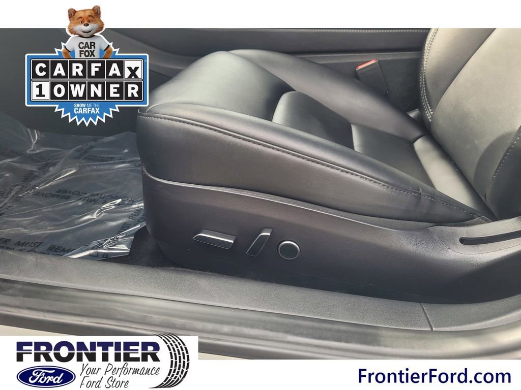 Used 2023 Tesla Model 3 Standard Range image 13