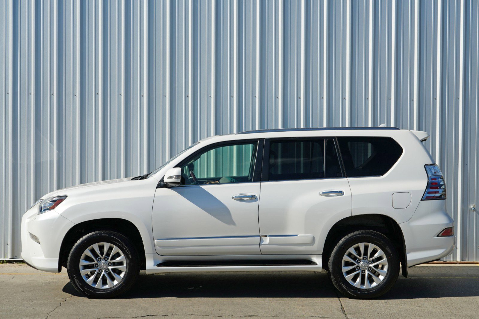 Used 2014 Lexus GX 460 image 50