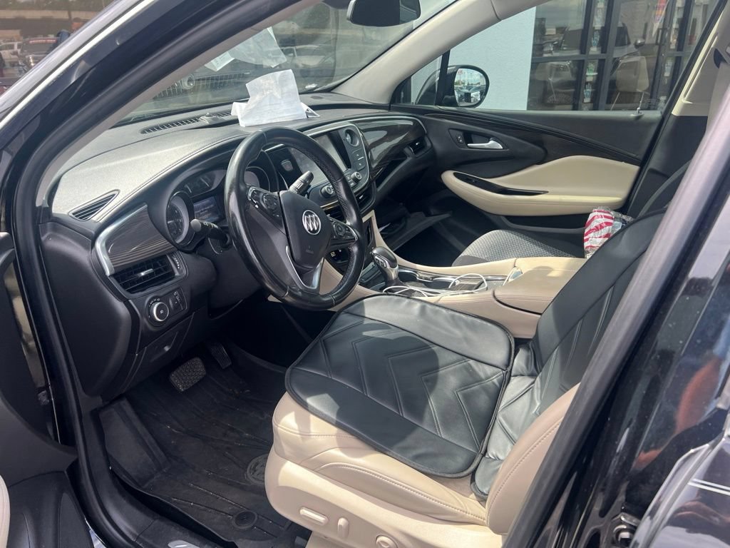 Used 2020 Buick Envision Preferred w/ LPO, Cargo Package FWD image 3