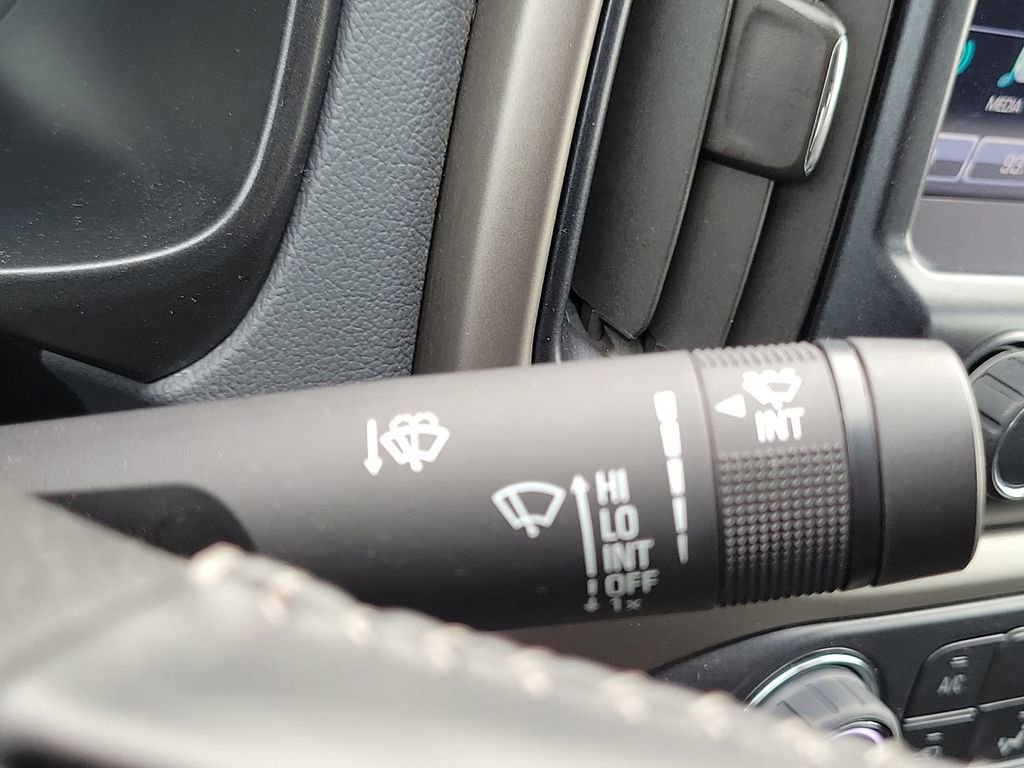 Used 2018 Chevrolet Colorado Z71 image 12