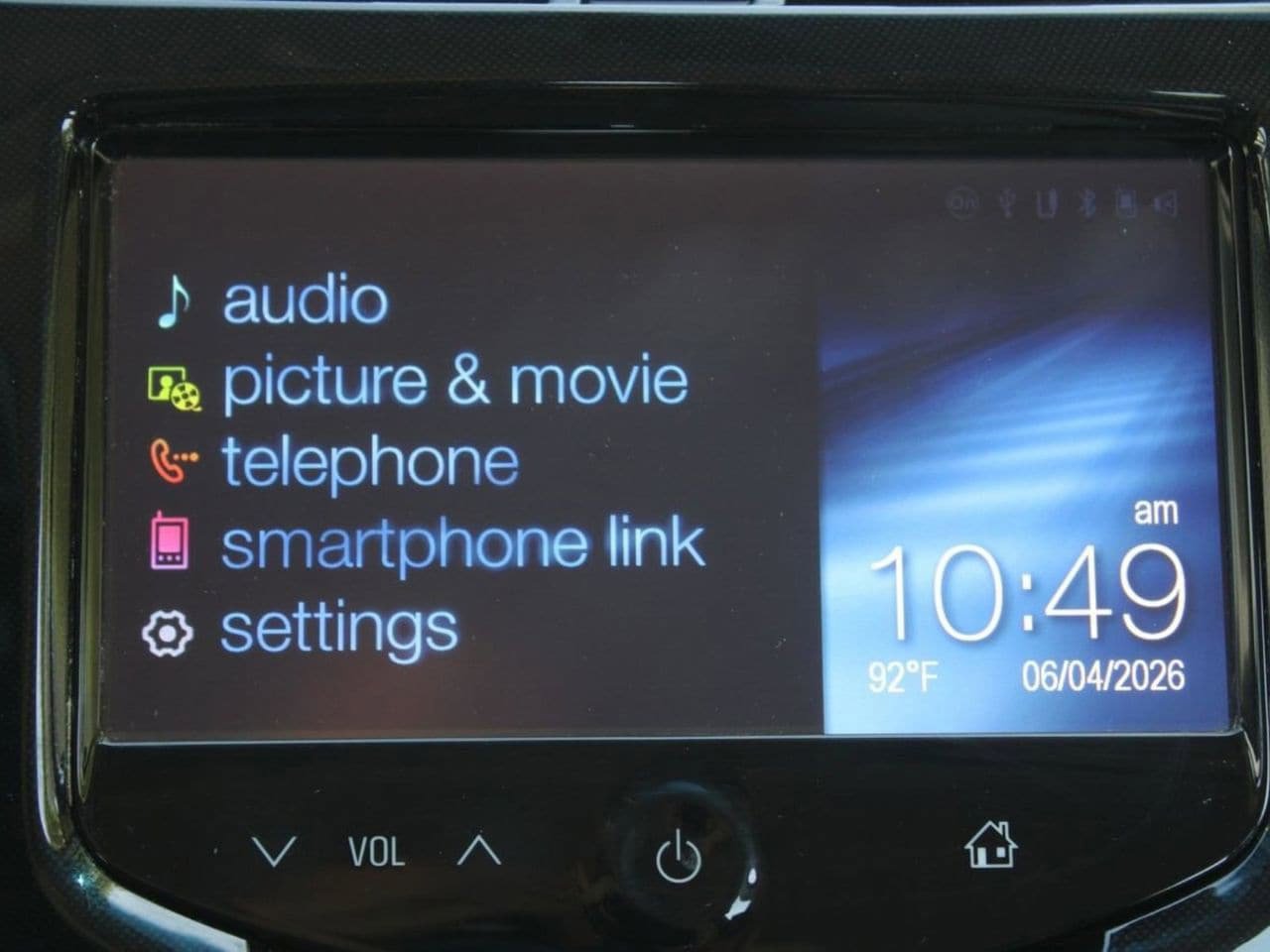 Used 2014 Chevrolet Spark LT FWD image 21