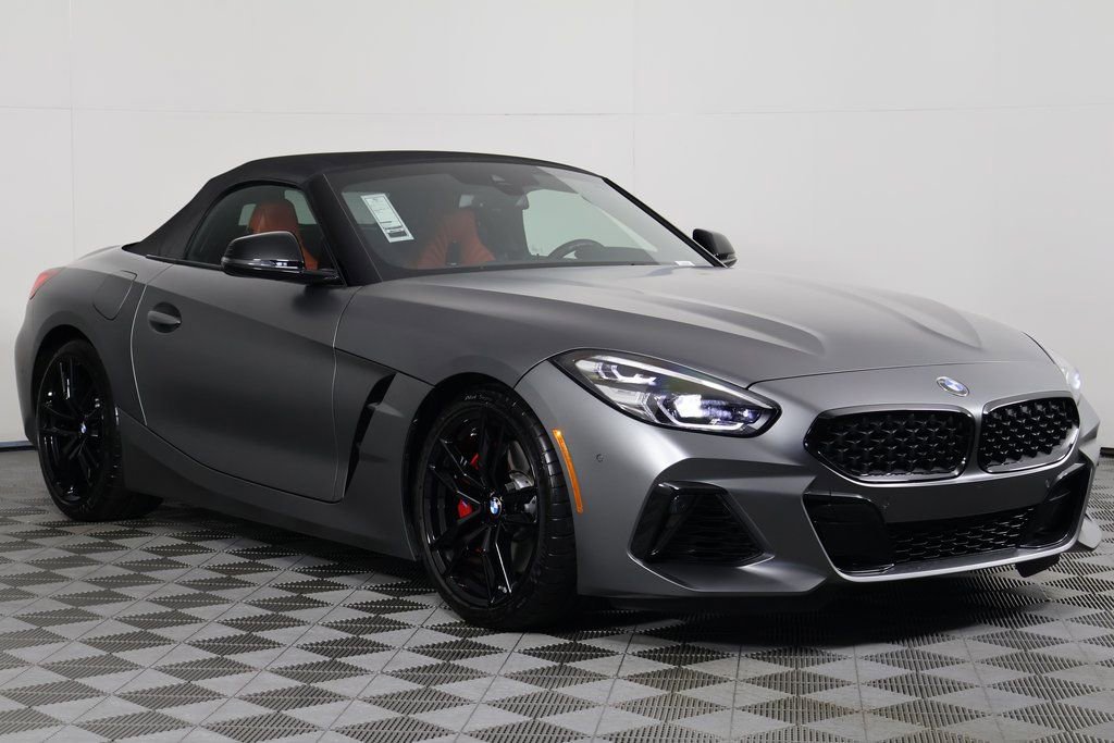 Used 2022 BMW Z4 M40i w/ Premium Package RWD image 3