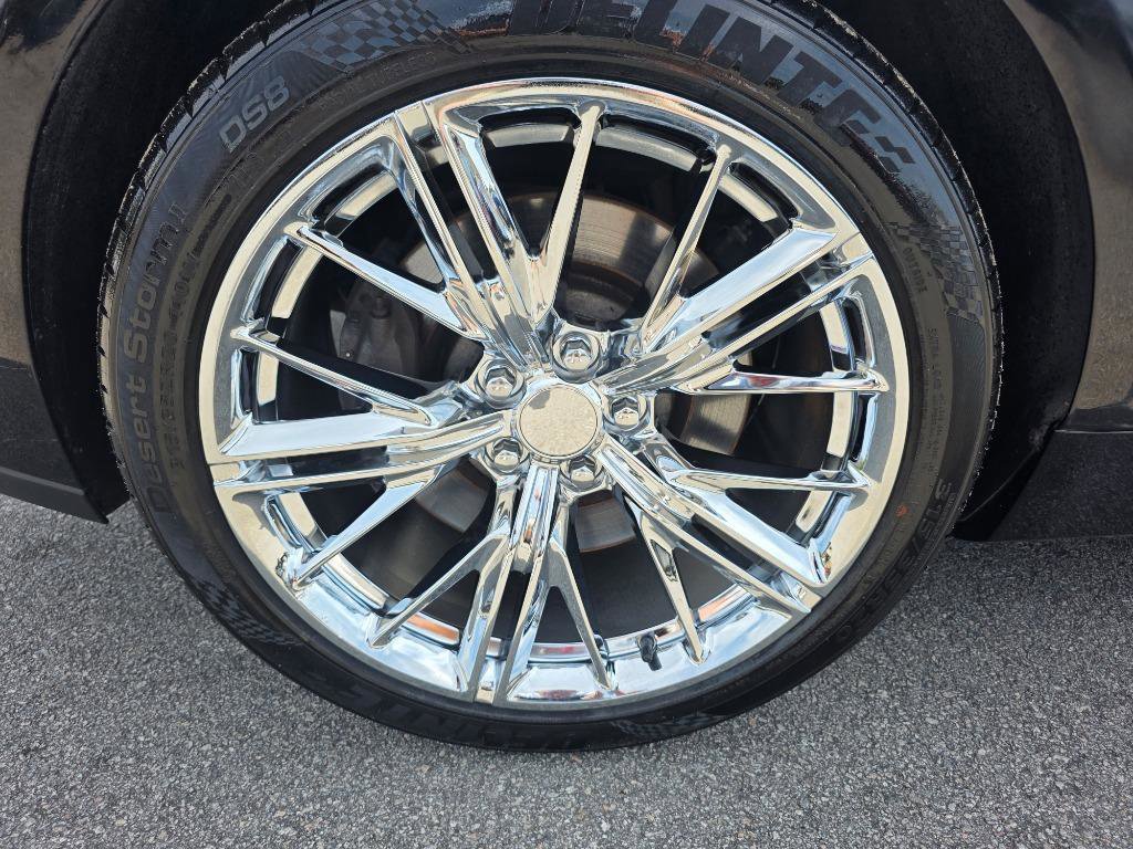 Used 2015 Chevrolet Camaro SS w/ Commemorative Special Edition RWD image 14