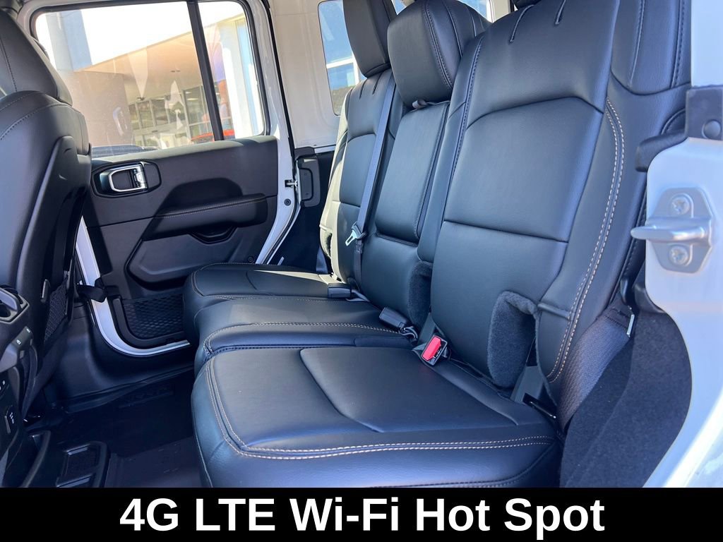 Used 2025 Jeep Wrangler Sahara w/ Safety Group image 27