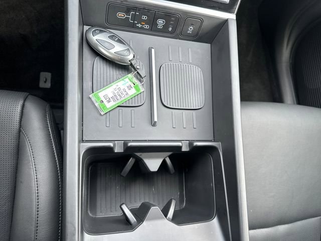 Certified 2025 Hyundai Santa Fe Limited image 17