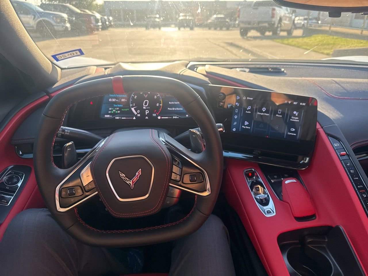 Used 2025 Chevrolet Corvette Stingray Preferred Cpe w/ Stealth Interior Trim Package image 11