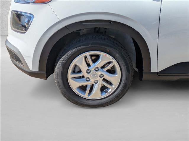 New 2026 Hyundai Venue SE image 10