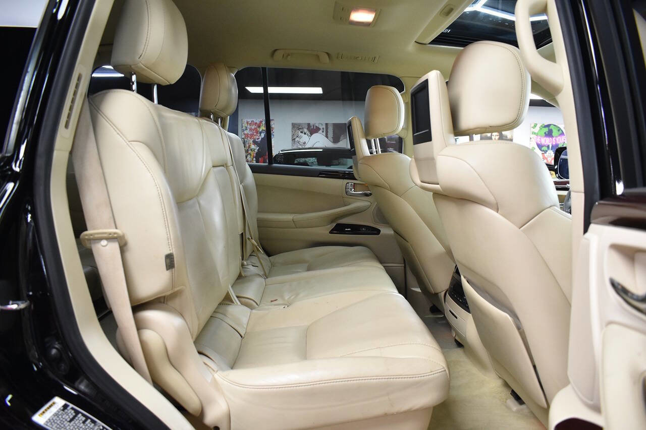Used 2015 Lexus LX 570 4WD image 20