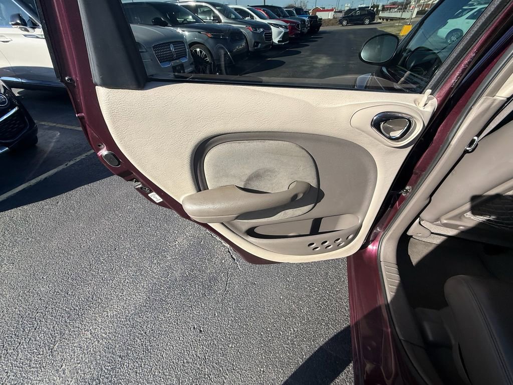 Used 2002 Chrysler PT Cruiser Limited image 18