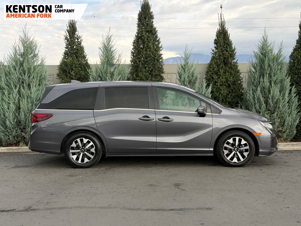 Used 2025 Honda Odyssey EX-L image 9