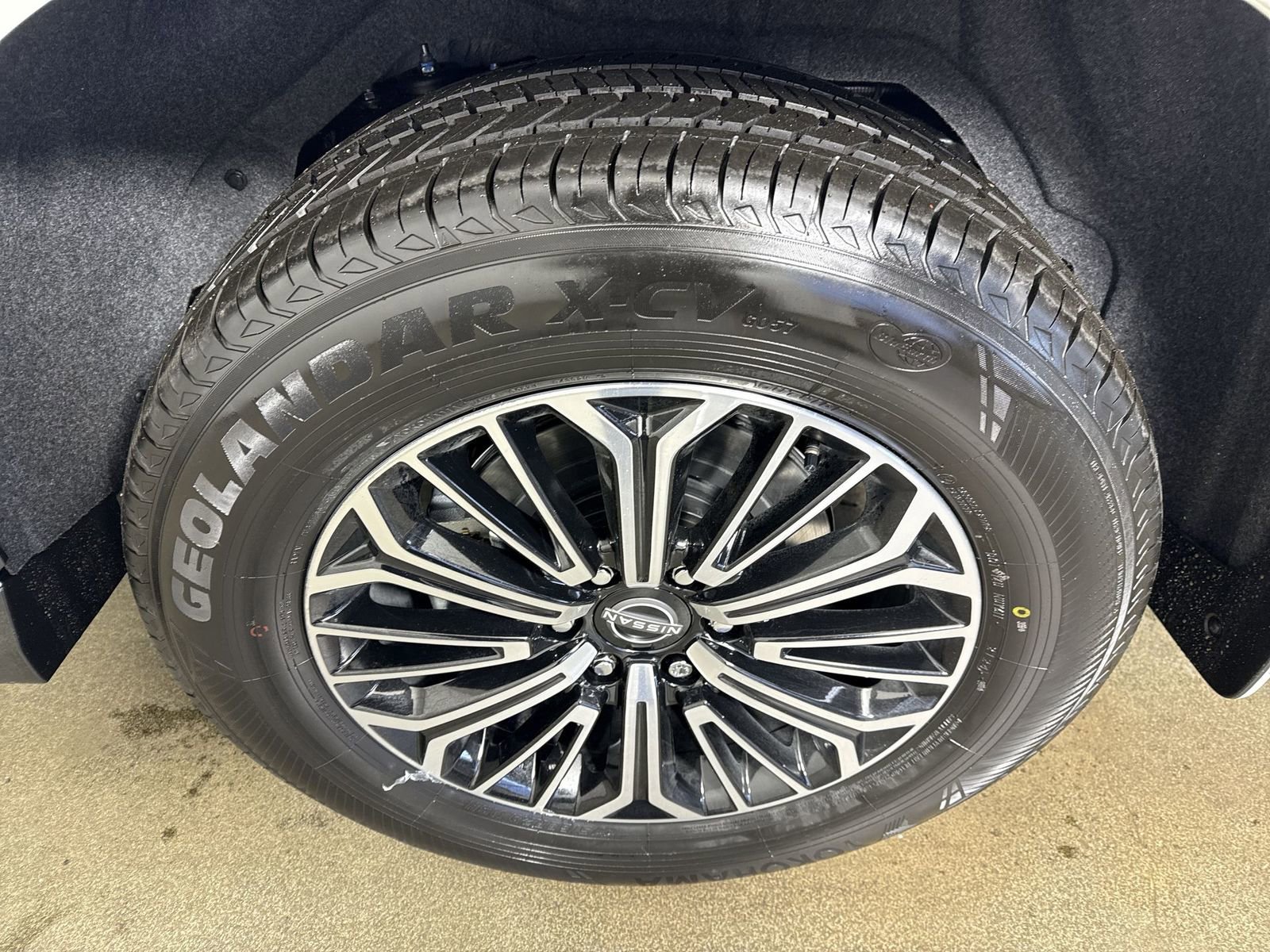 New 2026 Nissan Armada SL image 6