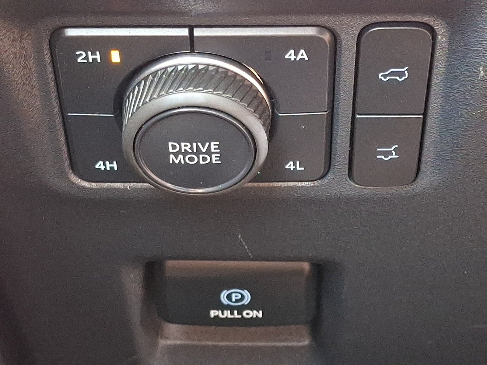 Used 2025 Ford Expedition Max Active AWD/4WD image 27
