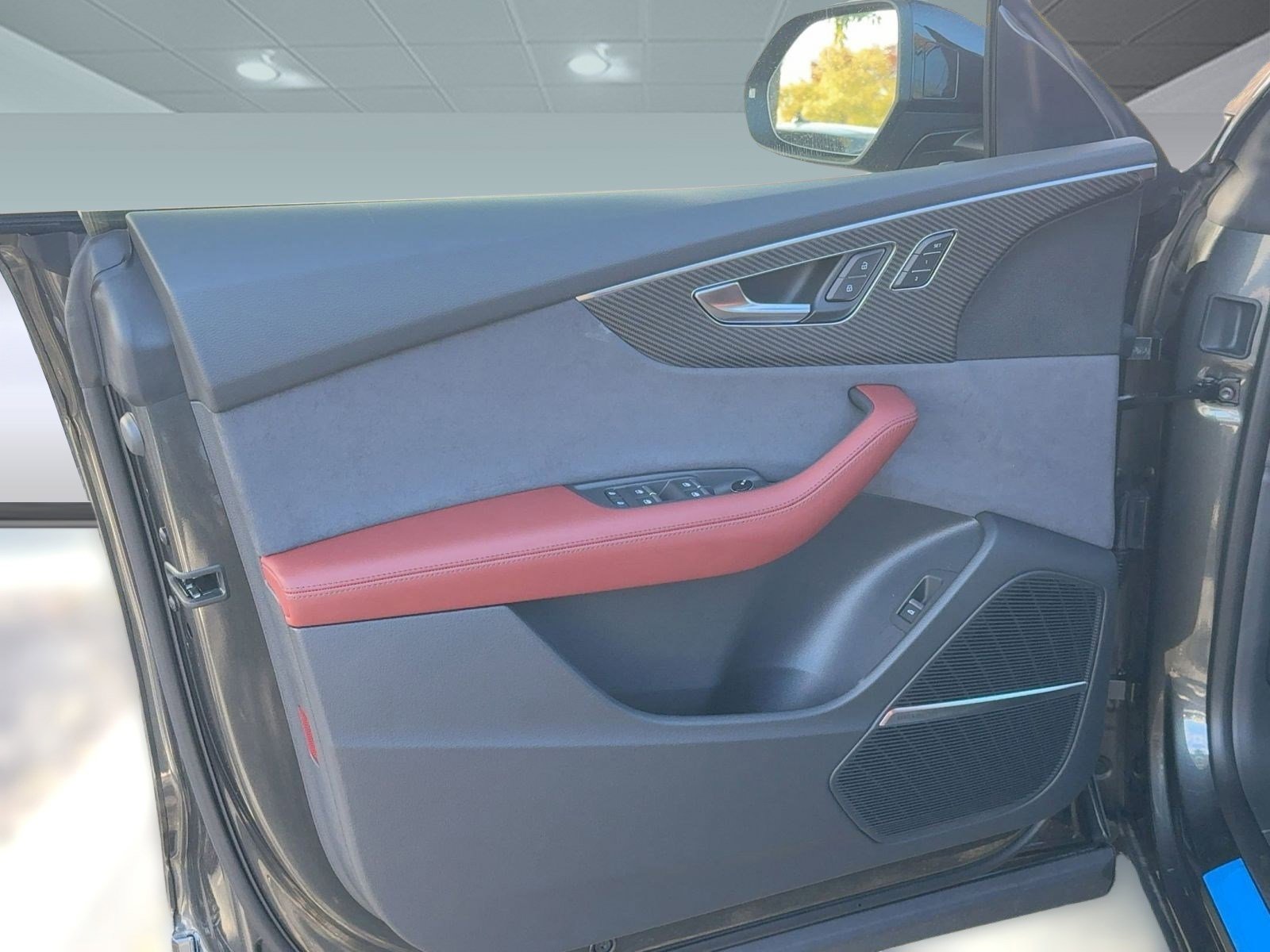 New 2026 Audi SQ8 Premium Plus image 13