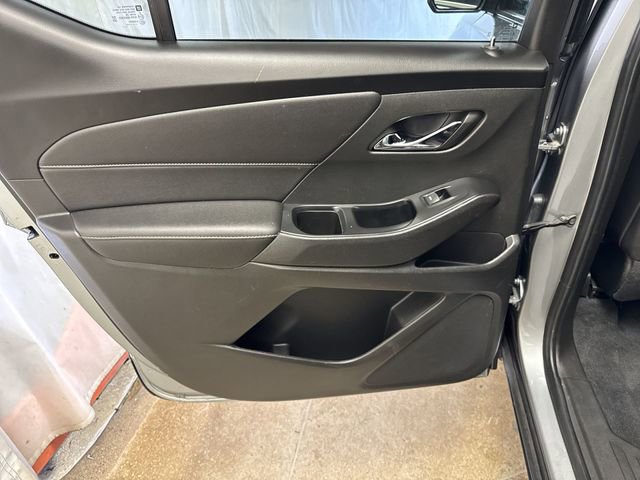 Certified 2023 Chevrolet Traverse LT w/ LT Premium Package image 28