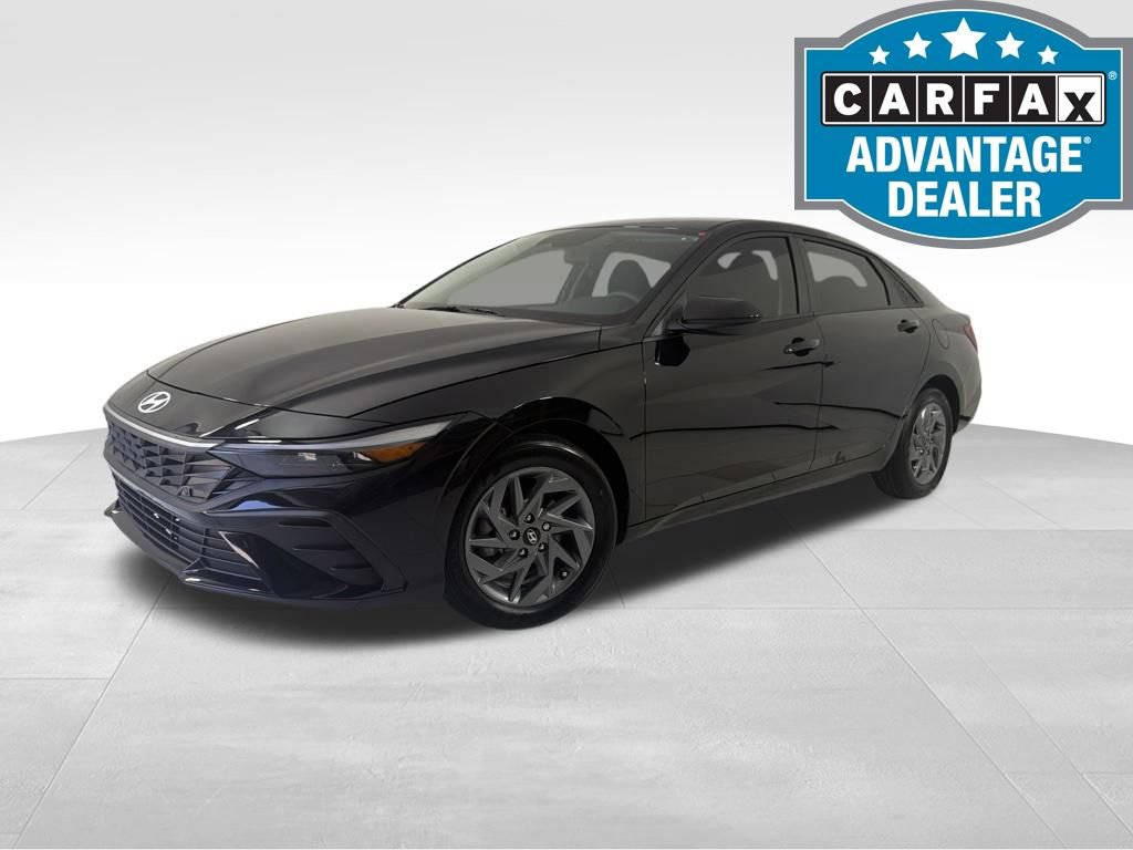 Used 2025 Hyundai Elantra Hybrid FWD 360° Tour