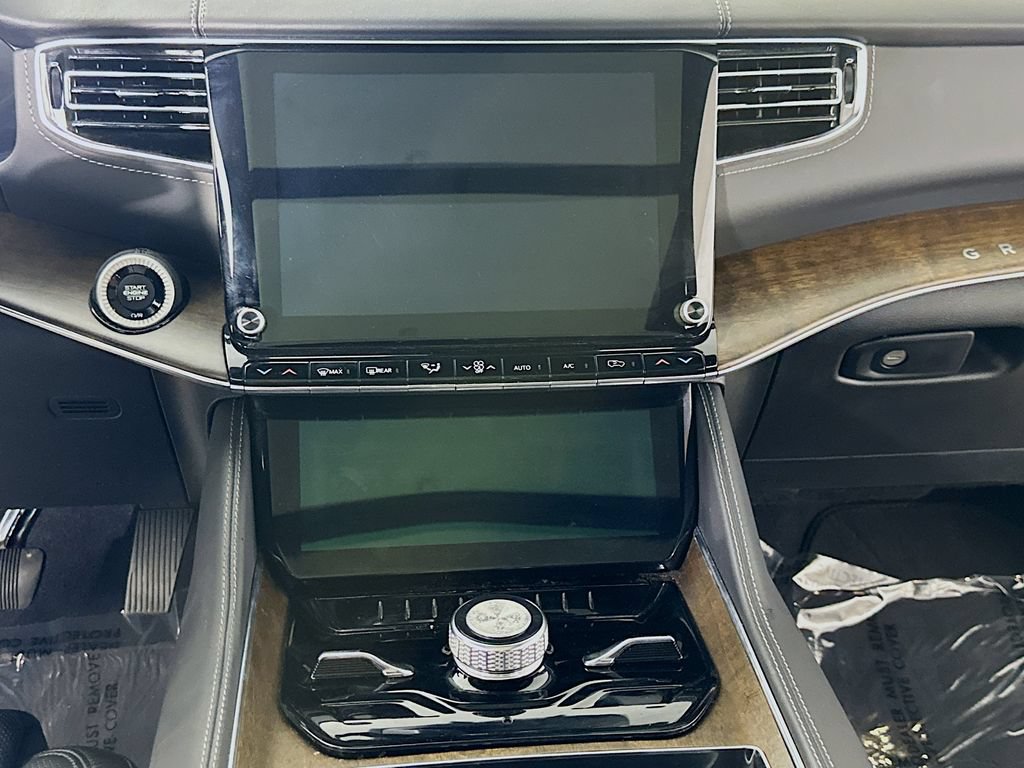 Used 2023 Jeep Grand Wagoneer 4WD image 19