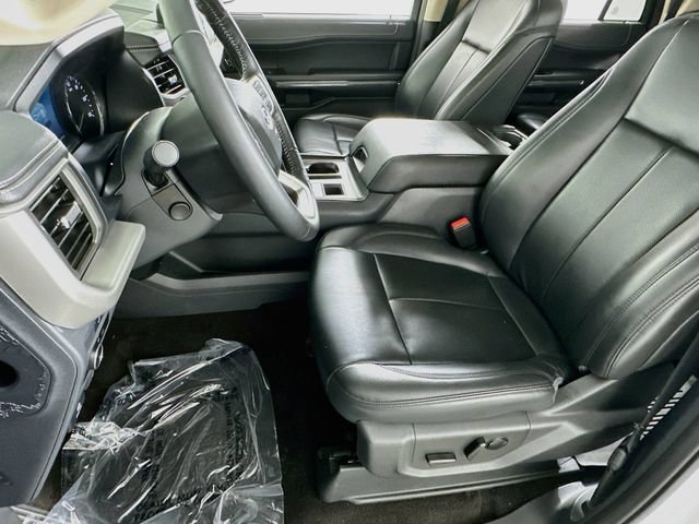 Used 2023 Ford Expedition Max XLT RWD image 9