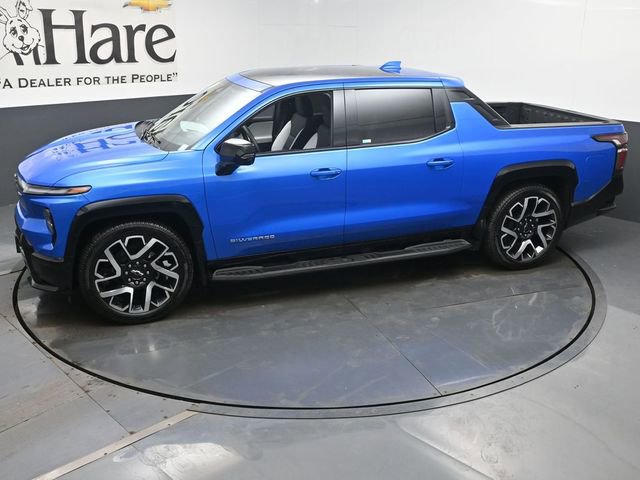 Used 2025 Chevrolet Silverado EV RST image 57