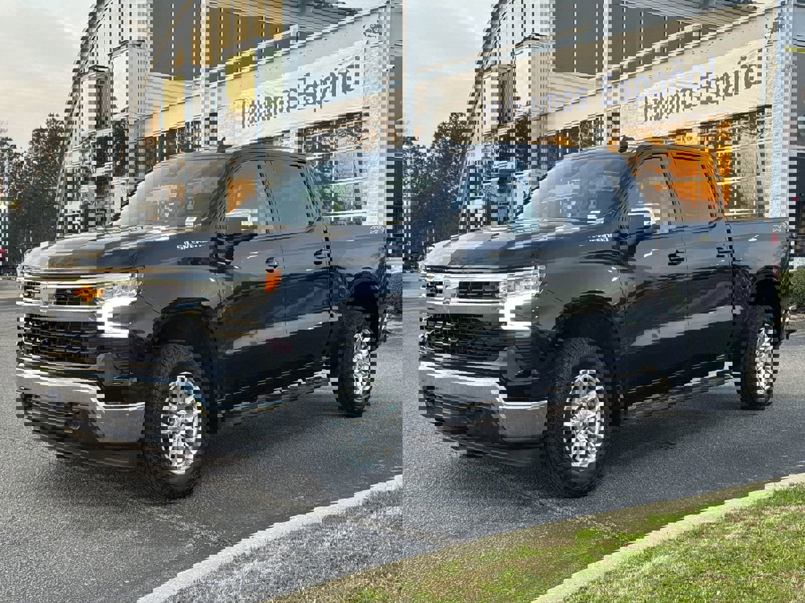 Used 2023 Chevrolet Silverado 1500 LT image 5