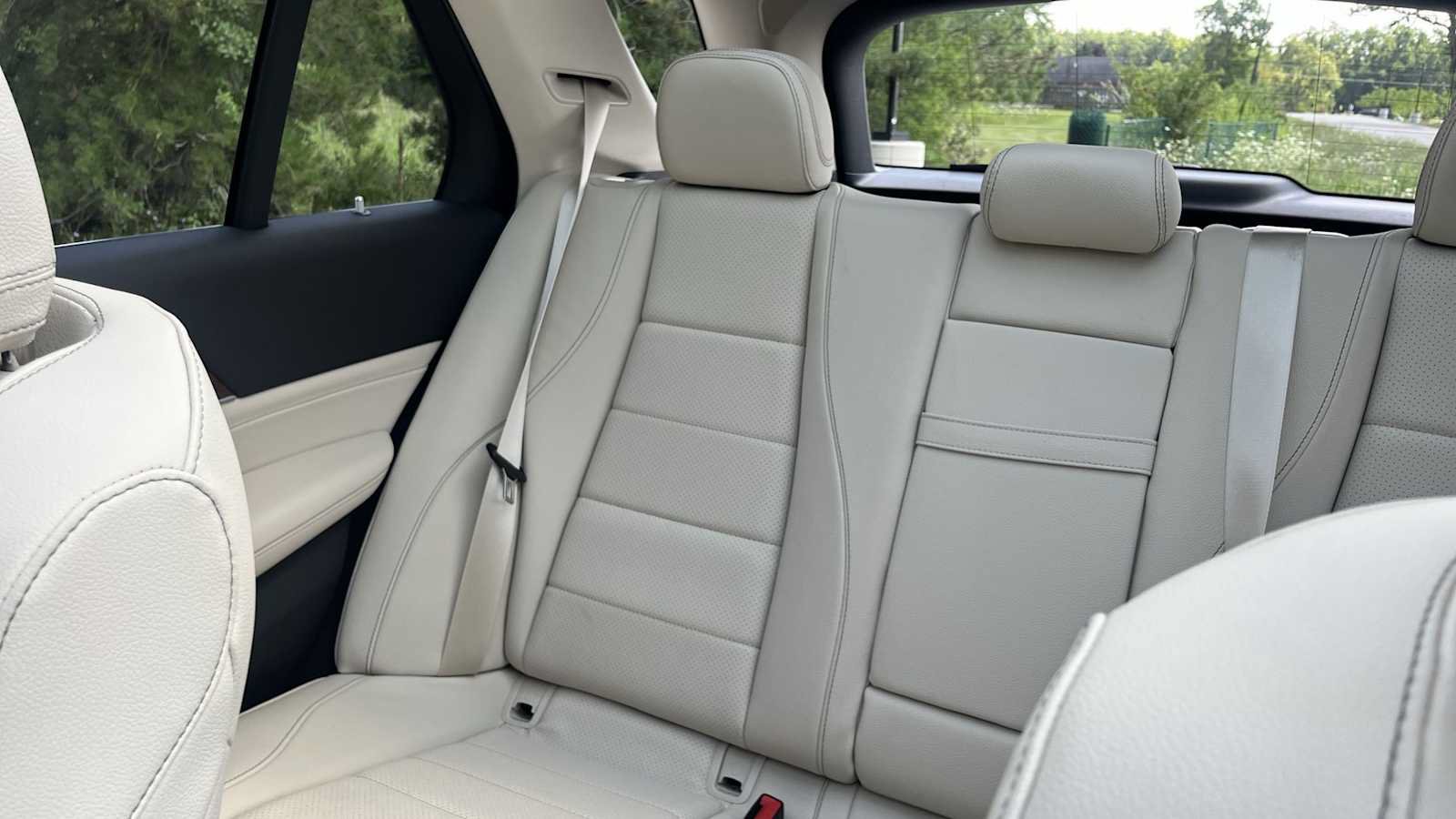 Used 2024 Mercedes-Benz GLE 350 4MATIC image 33