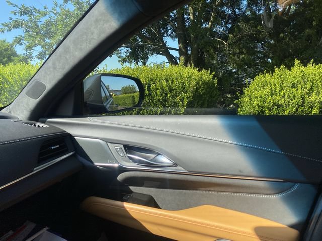 Used 2025 Cadillac CT4 V Blackwing w/ Driver Assist Package RWD image 33