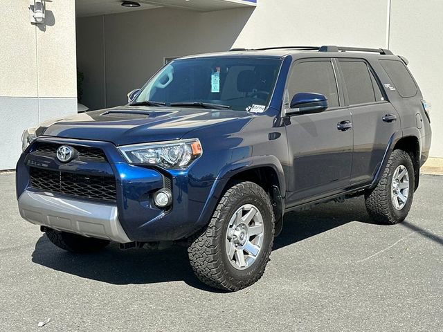 Used 2019 Toyota 4Runner TRD Off-Road image 3