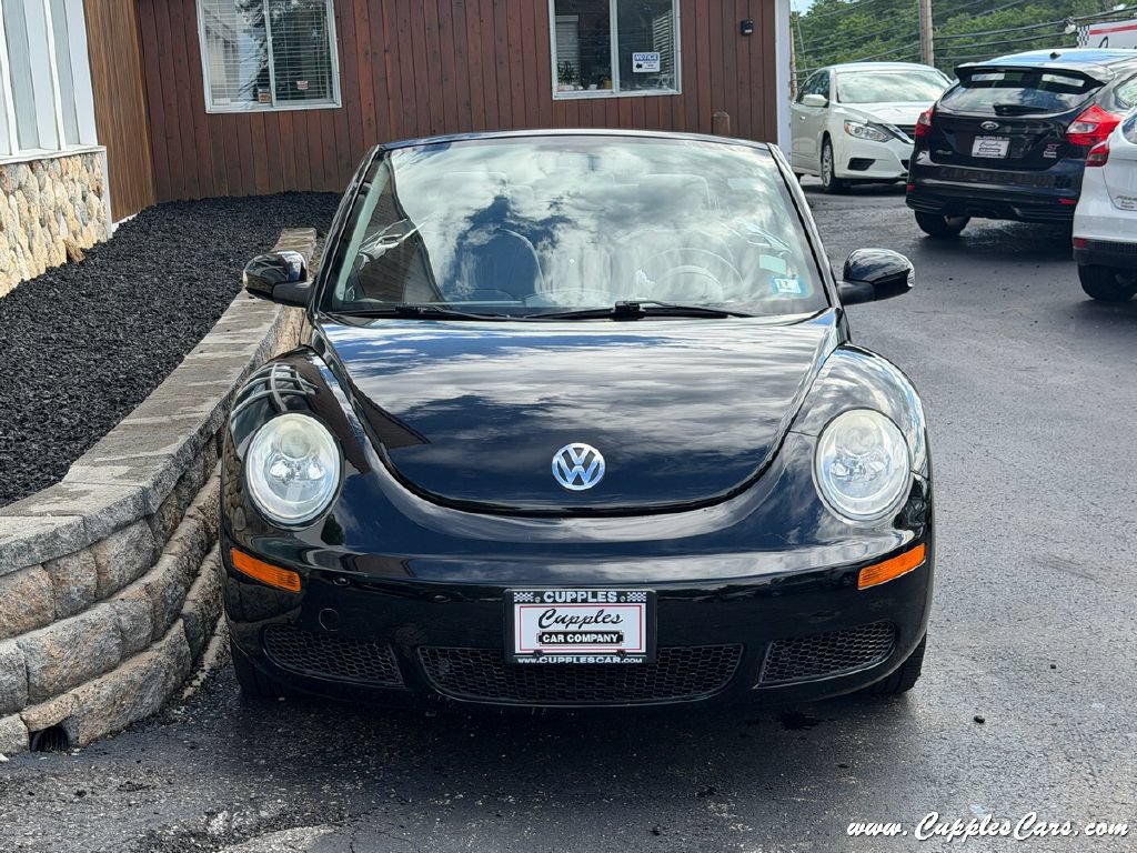 Used 2008 Volkswagen Beetle S FWD image 17