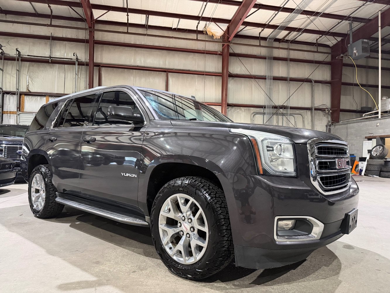 Used 2015 GMC Yukon SLE w/ Convenience Package RWD image 1
