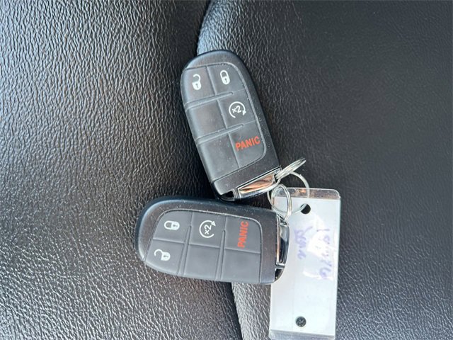 Used 2024 Jeep Compass Limited image 25