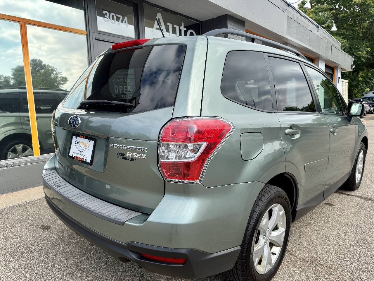Used 2014 Subaru Forester 2.5i Premium w/ Popular Package #2 AWD/4WD image 9