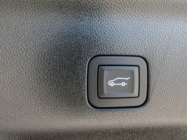 New 2026 Chevrolet Suburban Premier RWD image 12