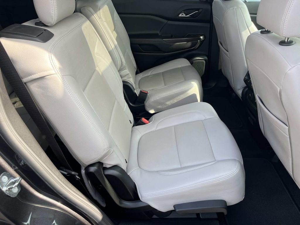 Certified 2018 GMC Acadia SLT image 29