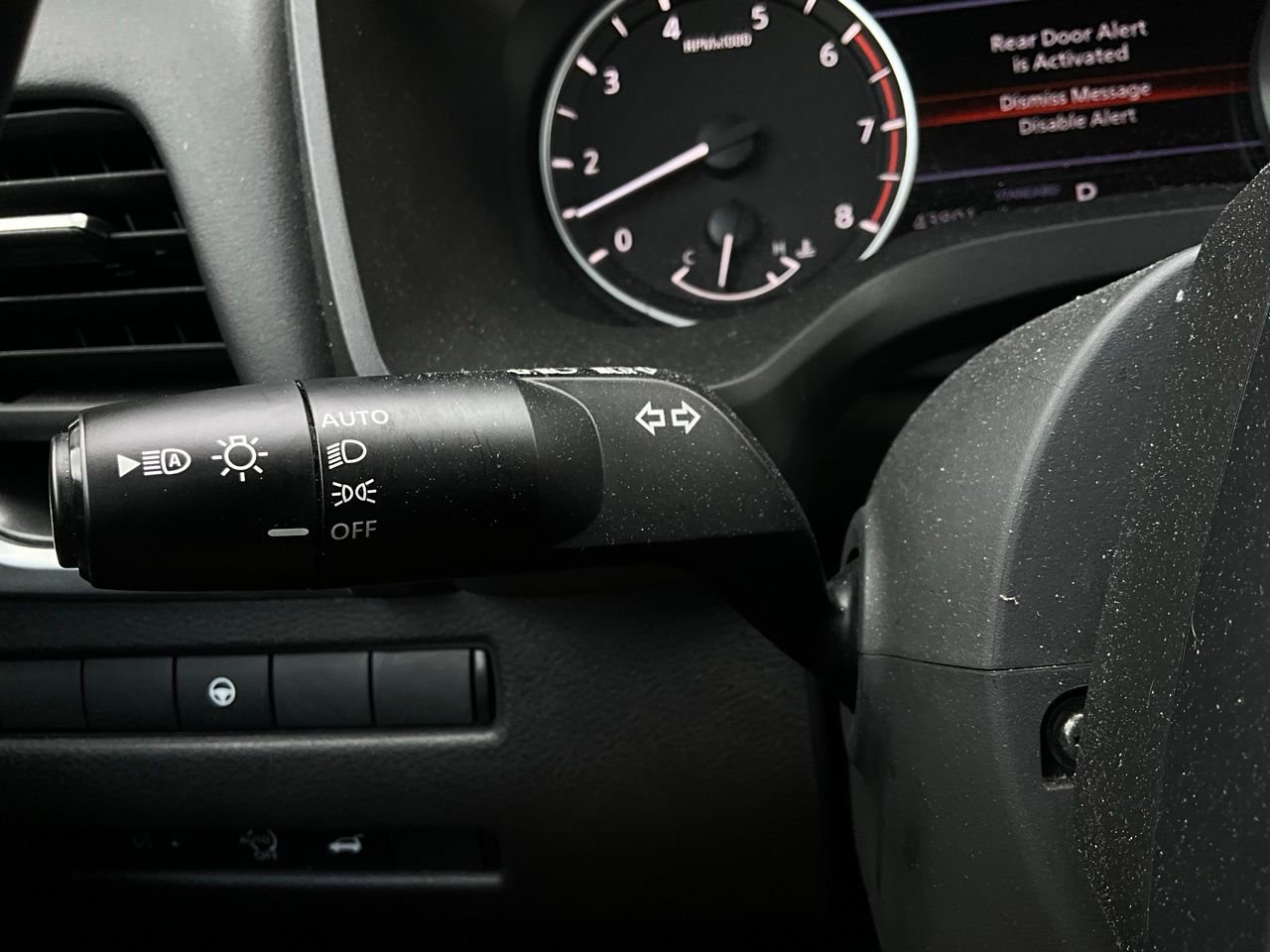 Used 2025 Nissan Rogue SV FWD image 35