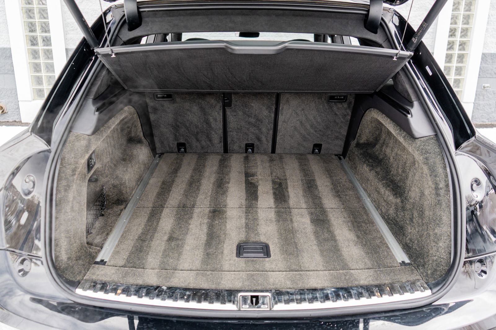 Used 2023 Bentley Bentayga Speed image 49