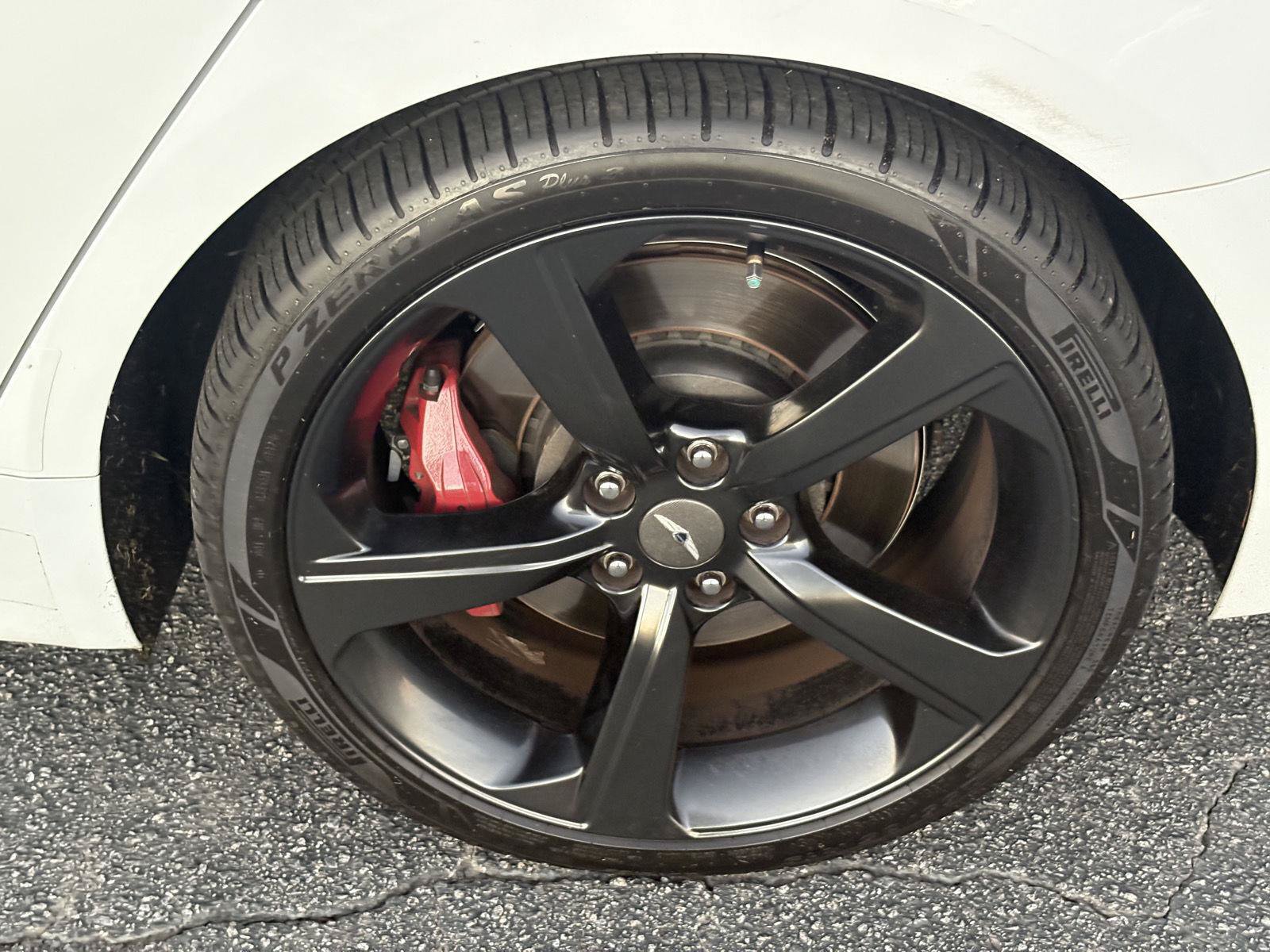 Used 2019 Genesis G70 3.3T image 14
