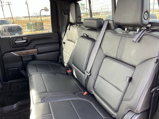 Used 2022 Chevrolet Silverado 3500 High Country w/ Technology Package image 15