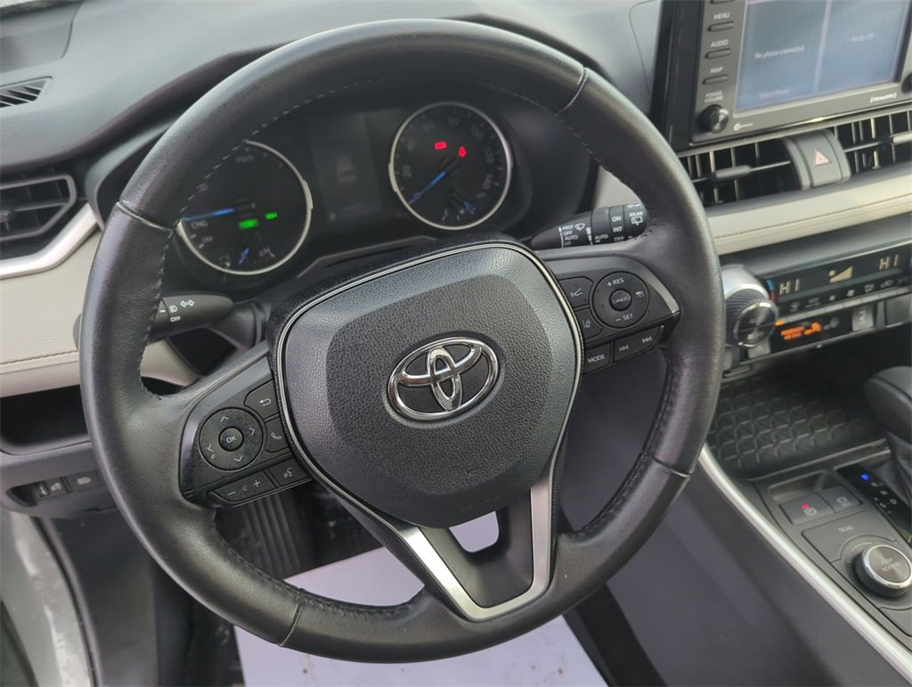 Used 2020 Toyota RAV4 XLE image 21