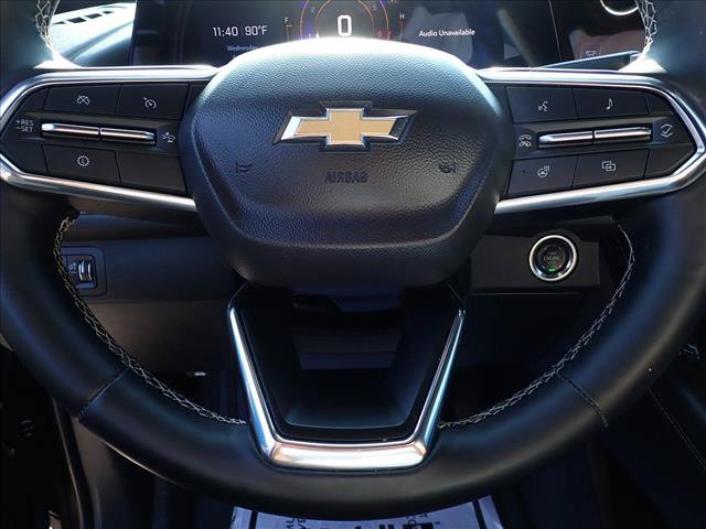 Used 2025 Chevrolet Traverse LT w/ Driver Confidence Package AWD/4WD image 16