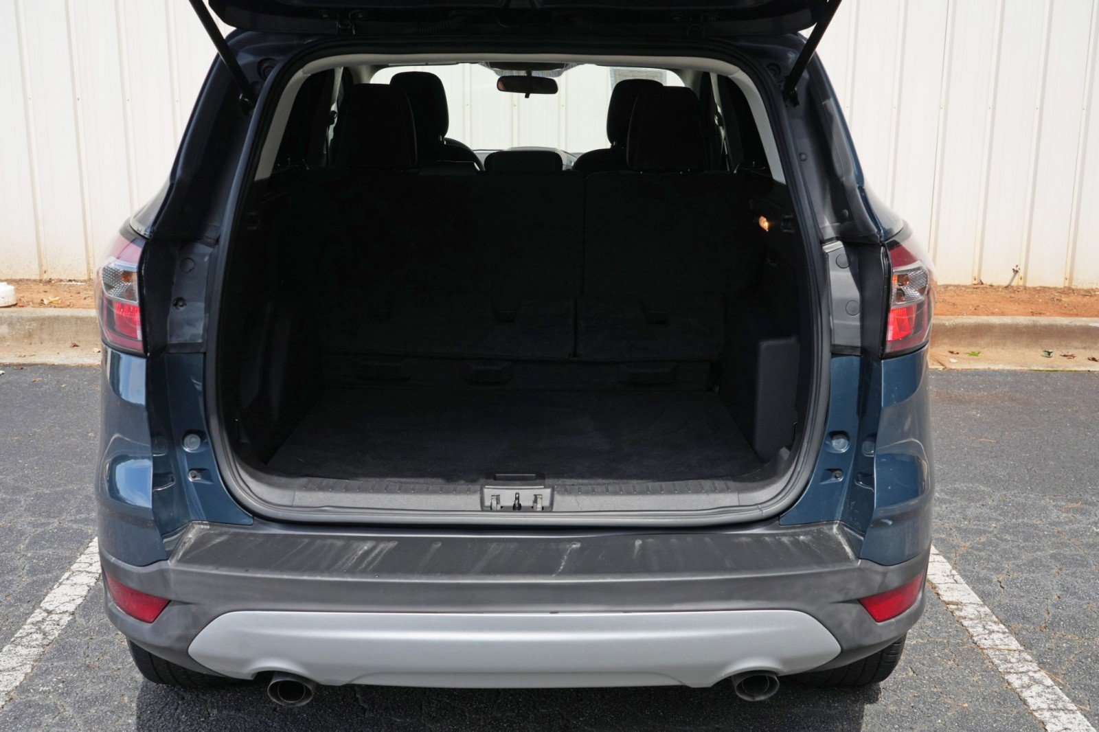 Used 2019 Ford Escape SE FWD image 9