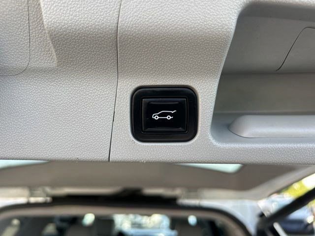 Used 2022 GMC Acadia SLT w/ Preferred Package AWD/4WD image 43