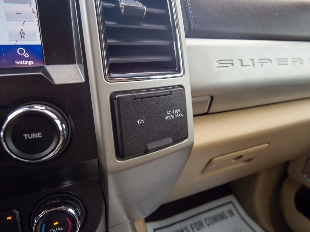 Used 2021 Ford F250 Lariat w/ Chrome Package AWD/4WD image 30
