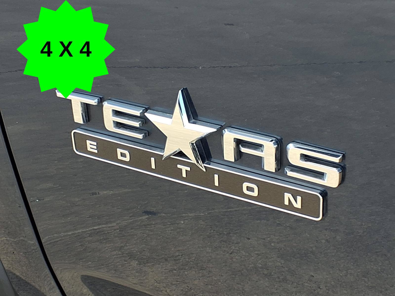 Used 2020 Chevrolet Silverado 2500 LT w/ Texas Edition AWD/4WD image 9