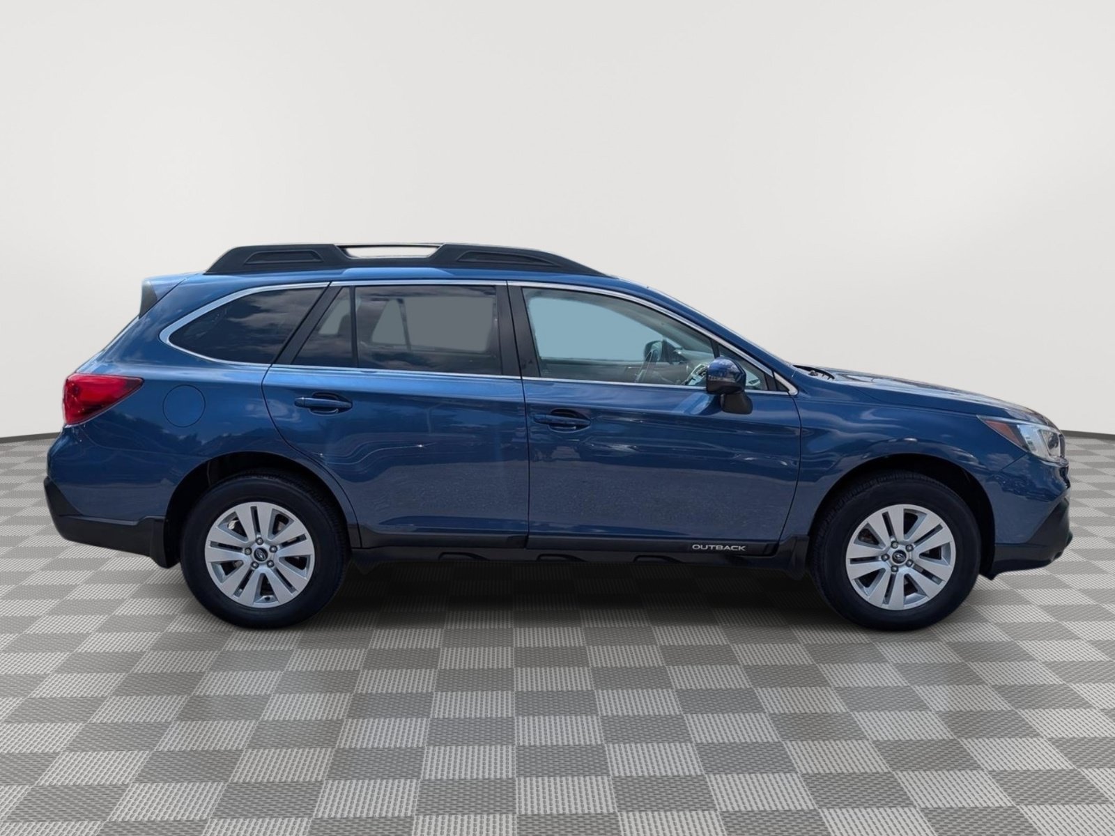 Used 2019 Subaru Outback 2.5i Premium AWD/4WD image 6