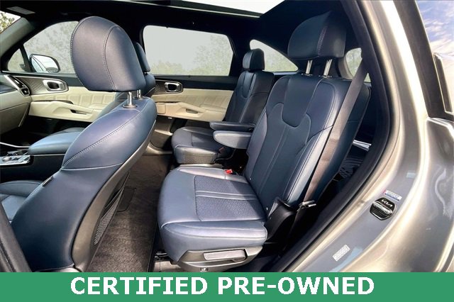 Certified 2023 Kia Sorento SX Prestige image 25