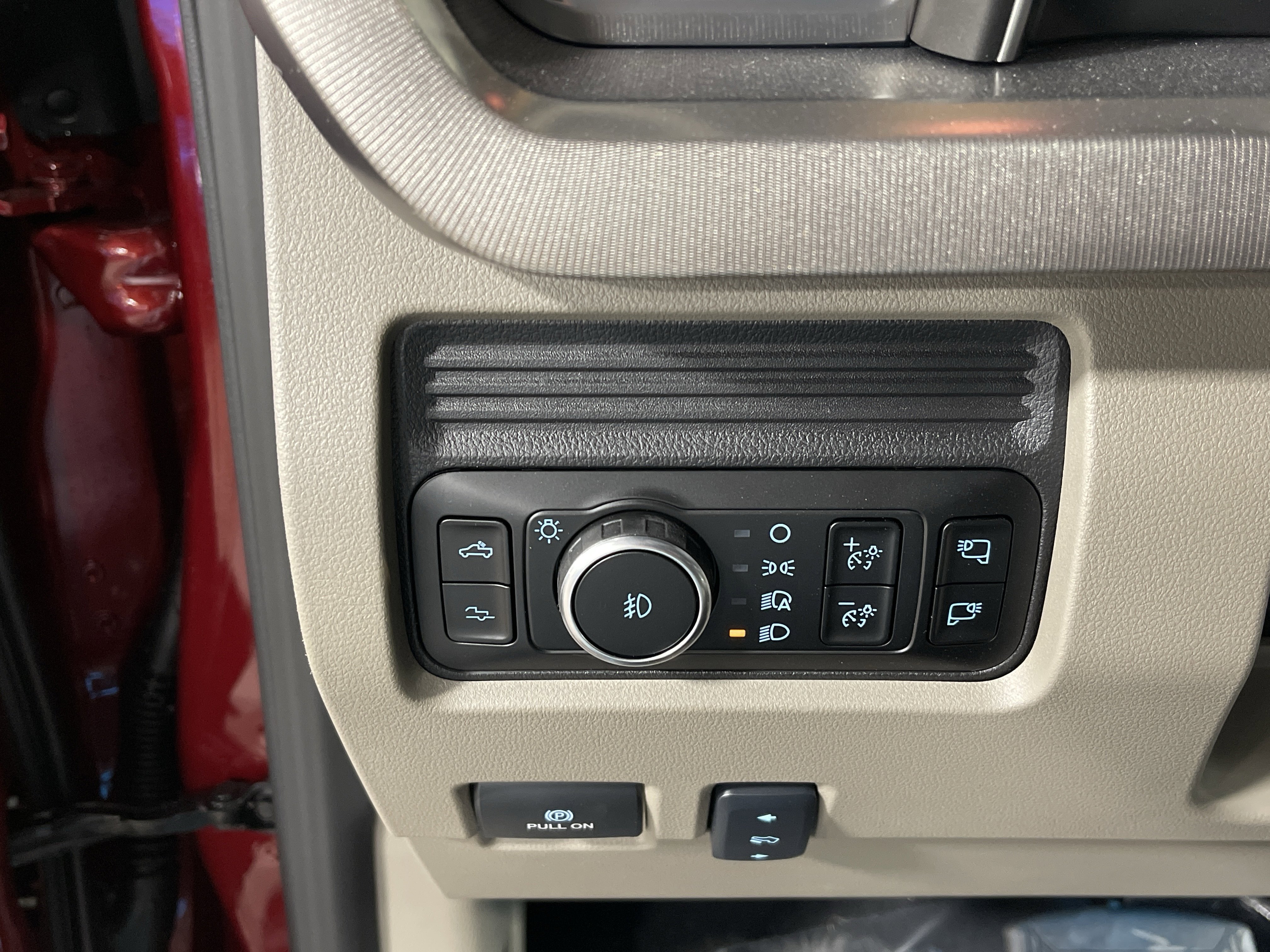 New 2026 Ford F450 Platinum w/ Platinum Plus Package image 22