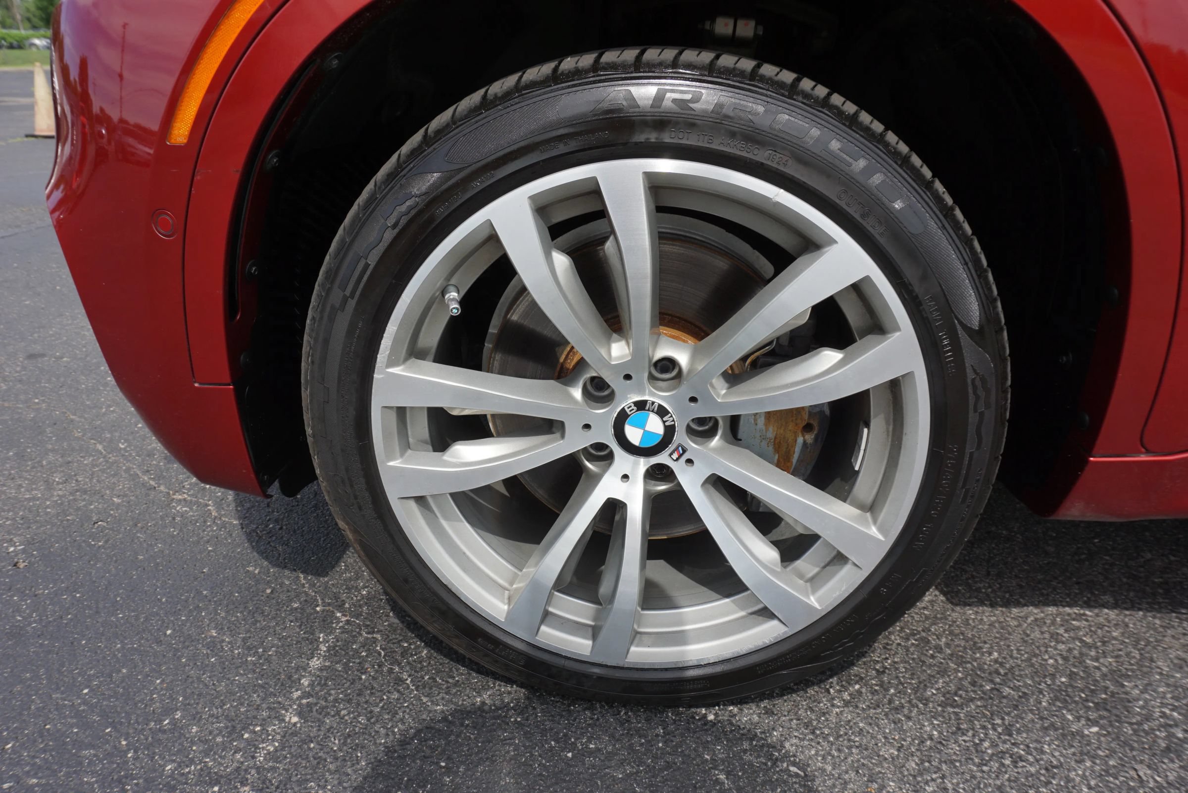 Used 2015 BMW X6 xDrive50i w/ Executive Package AWD/4WD image 33